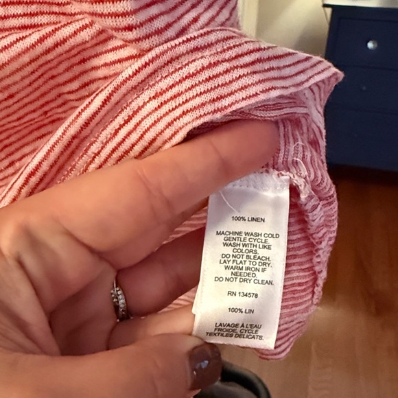 ✨ Vineyard Vines Red & White Striped 100% Linen Tank Top Size Medium EUC ✨ - Picture 4 of 5